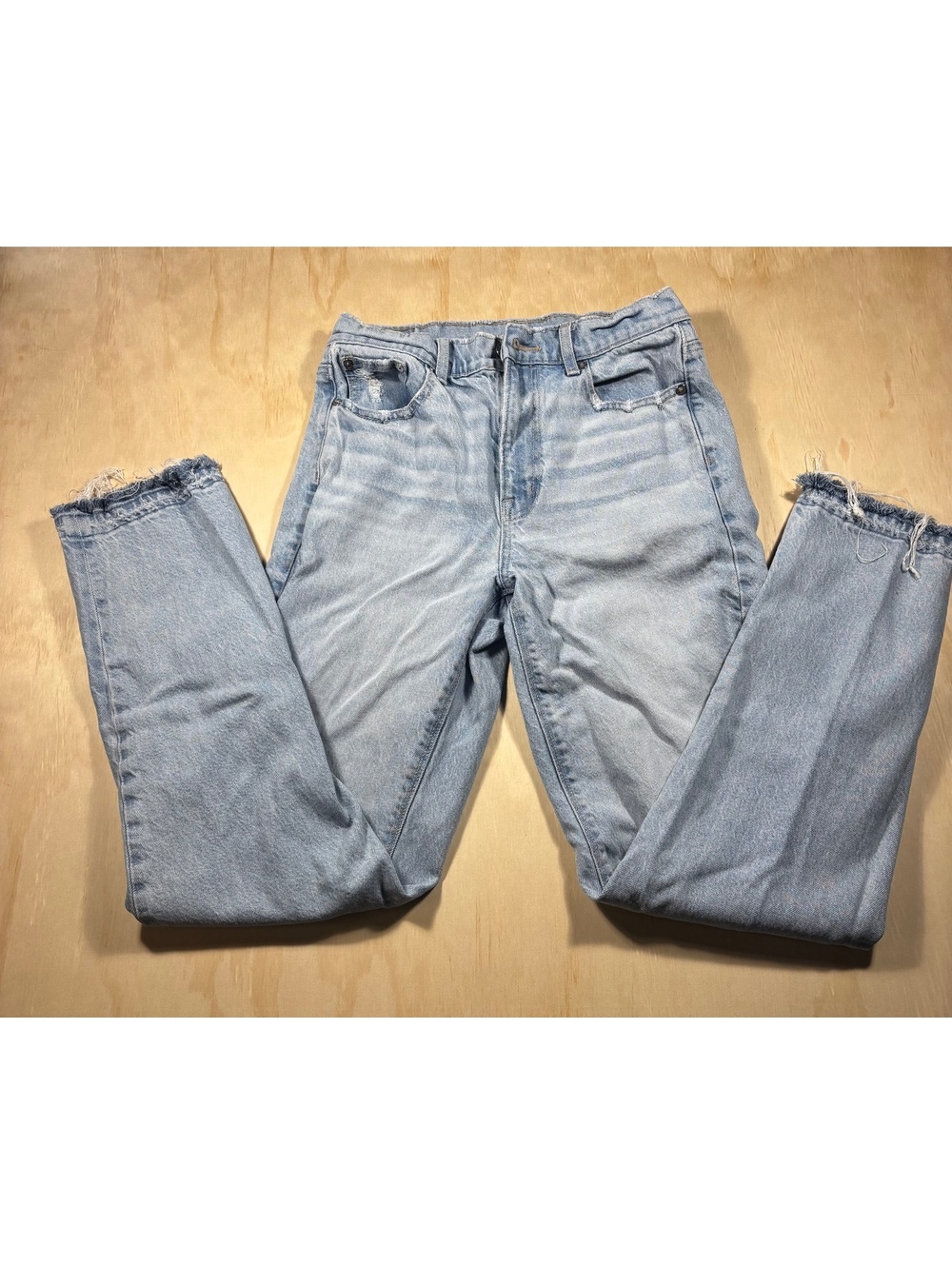 American Eagle Stretch Super High-Rise Straight Jeans Size 4